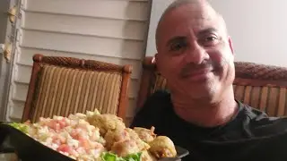 Comiendo Carrucho Con Bolitas Mofongo El Mejor Junys Pinchos Y Algo M&aacute;s En La Madre..UP..DTB..
