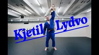 Ultra Heavyweight Destroys Class