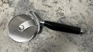 KitchenAid 9 inch Classic Pizza Cutter
