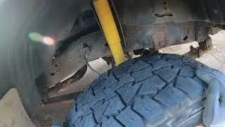 Ford 5.8/351 exhaust manifolds removal