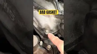 SYMPTOMS OF A BAD VALVE COVER GASKET