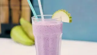 Blueberry pear smoothie - Savory