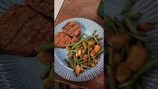 Nightly gainzzz 💪💪💪 #food #steak