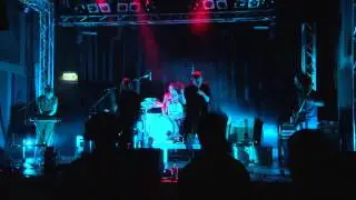 dust covered carpet - pale noise & linnahall live