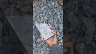 samsung ultra s25 screen test on stone /blackdimond ☠️☠️
