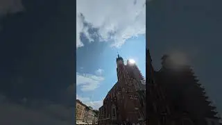 ✨️St. Mary&rsquo;s Basilica, Krak&oacute;w: iconic Gothic beauty, rich history✨️#krakow#travelshorts#poland