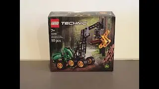 Opening the Lego Technic John Deere 1470H Wheeled Harvester 2026 set 42218!