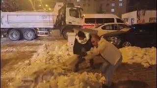 Li navendê û gunda paqijkirina berfê bênavber berdewame