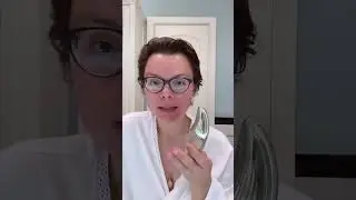 Татьяна Брухунова-Петросян показала свой вибрирующий массажёр.