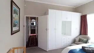Mocha Bay holiday house in Betty's Bay