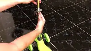 WeSkate Kinder Kleinkinder Roller Scooter 3 R&auml;der Verstellbare Mini Kinderscooter Kinderroller Dreir