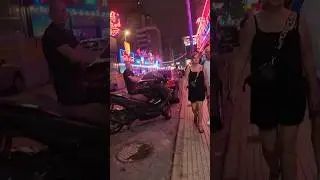 benidorm neon #benidorm #nightlife #disco #sun #oetkb