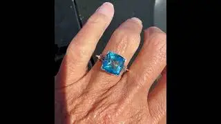 Vintage 14K White Gold Checkerboard Blue Topaz Ring