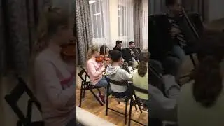 Witek Broda - warsztaty muzyki tradycyjnej w ZPSM w Gorlicach . Listopad 2022. (2)