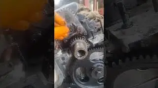 Remove oil pump and sump gasket holder #masseyferguson #mf250 #perkins #ad3152