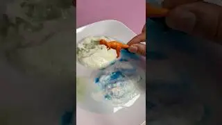Fizzing Dinosaur Egg Science Experiment for Early Years #shorts