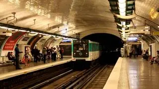 RATP MP59 metro ligne 11 a Rambuteau [2011]