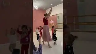 #балет #детскиеигры #малыш #baby #сребенком #первыйтанец
