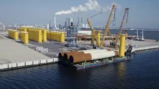 #Howwedoit Two of the world’s biggest crawler cranes working in tandem