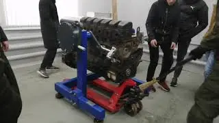 Заставили тащить всякую ху*ню в учебном заведении