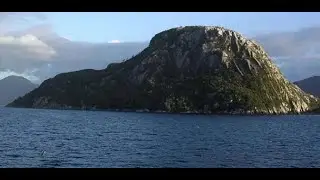 LA ISLA FANTASMA DE CHILE - FRIENDSHIP