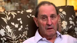 Brigadier Julian Thompson praises Argentine Army officers in the Falklands