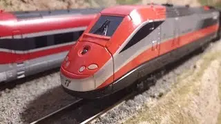 Frecciarossa 500 ... HO Scale (Lima/Hornby)
