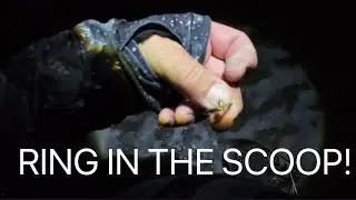 Metal Detecting ! RINGS IN THE SCOOP!