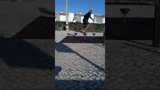 #mundo#mosterenergy#porches# &Aacute;lfioLagnado #hangloose #peniche