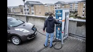 ✅ R&oslash;d blok frems&aelig;tter regeringsforslag om elbiler