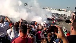 Inter cars Motor Show 2014 rekord Guinnessa w paleniu gumy