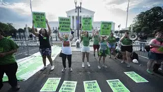 Protesters at US Supreme Court denounce abortion ruling overturning Roe v. Wade &bull; FRANCE 24 English