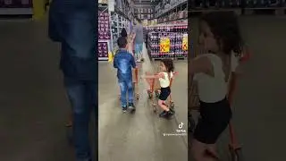 A Barbie fazendo compras #barbie #barbiegirl