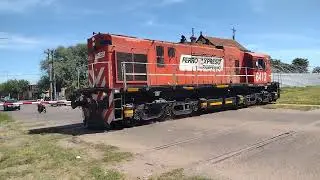 6413 a ser dada vuelta en el tri&aacute;ngulo de General Pico