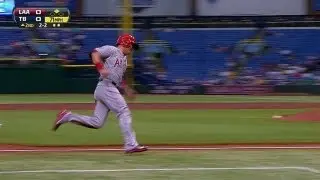 LAA@KC: Jimenez smacks a run-scoring single
