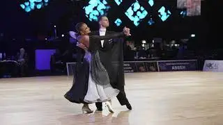 Tango. Adult standard