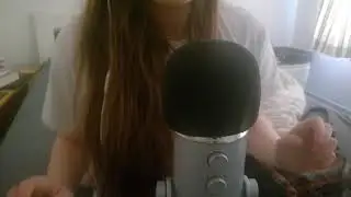 ASMR Fran&ccedil;ais - Reiki plucking | Hand movement, Mouth Sounds, Blowing