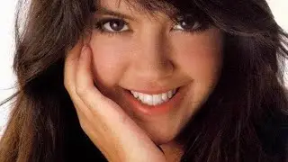 Phoebe Cates Iconic Actress, Timeless Beauty, 1980s Cinematic Charm&hellip;Must Watch 💃🎬