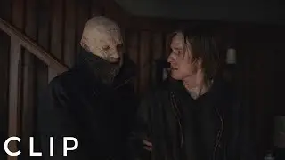 Dark S3E8-Adam saves Jonas from the apocalypse