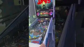 Playing A  Jaws Pinball Machine #jaws #pinball