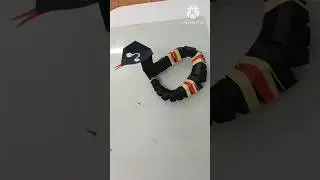 How to make a moving paper snake 🐍🇮🇳#youtubeshorts#trendingshorts#shorts#diy