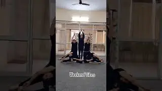 groupactivity#groupactivities #weekend#shortvideo#trending #yoga#acro#reels#beginners# #acroyogafun