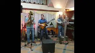 trio SAJBERT - Na avtocesti (ansambel bratov Avsenik)