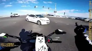 Motorcycle Road Rage + Bad Drivers Compilation 2017
