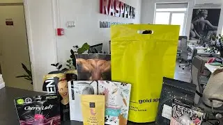 Образцы пакетов Дой-пак с зип-локом (Doy pack zip-lock) с разными вариантами печати. Типография Касп