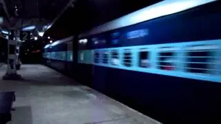 RARE : BGKT piglet WDG-4 roaring with Mysore-Ajmer express !!
