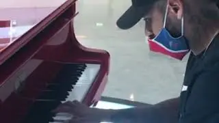Neymar jr Playing  Piano for his PSG teammates