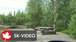Northwest Territories Dempster Highway: Vadzaih van tsik Campground (Juni 2015)