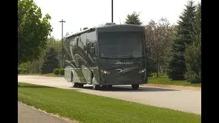 2018 Thor Motor Coach Palazzo