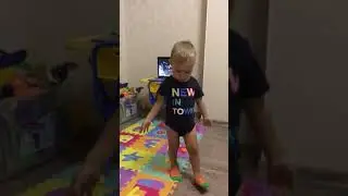 Танец ребят с Набережной Анапы